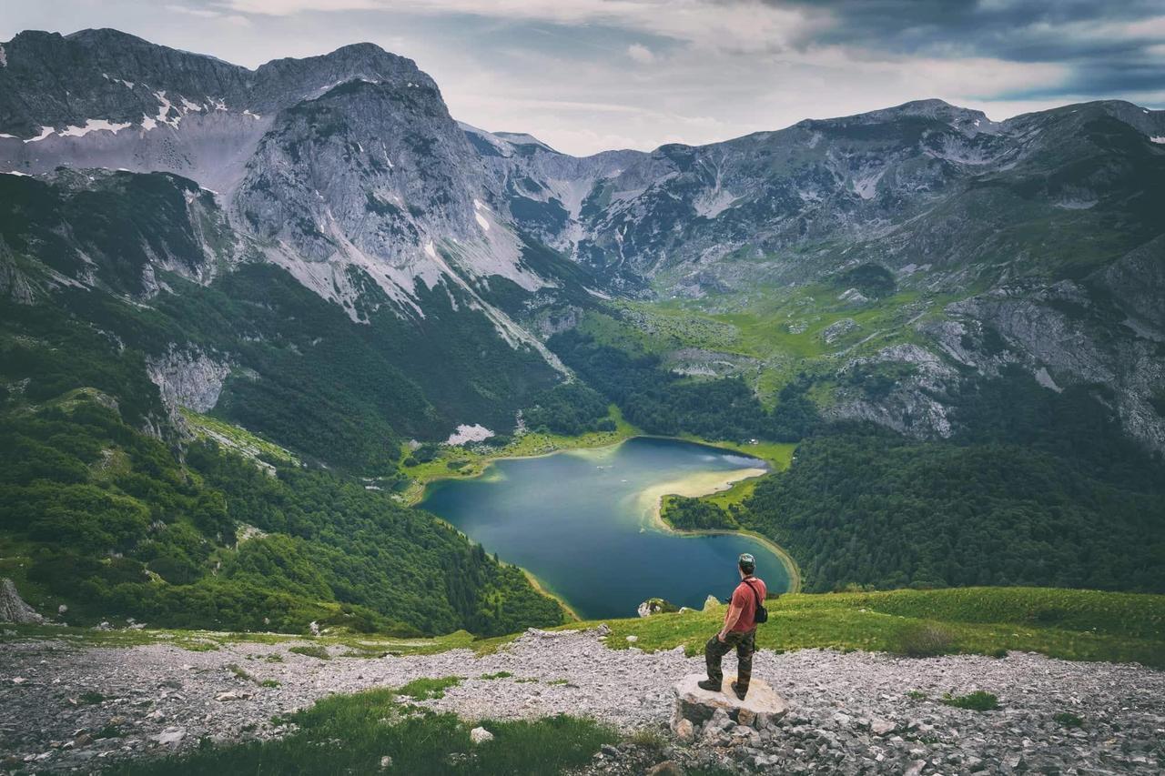 Sutjeska * Tjentiste